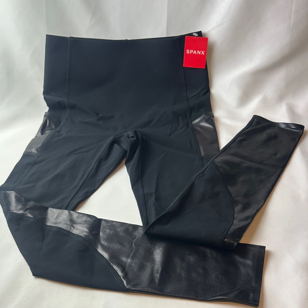 SPANX Black Leggings - NWT